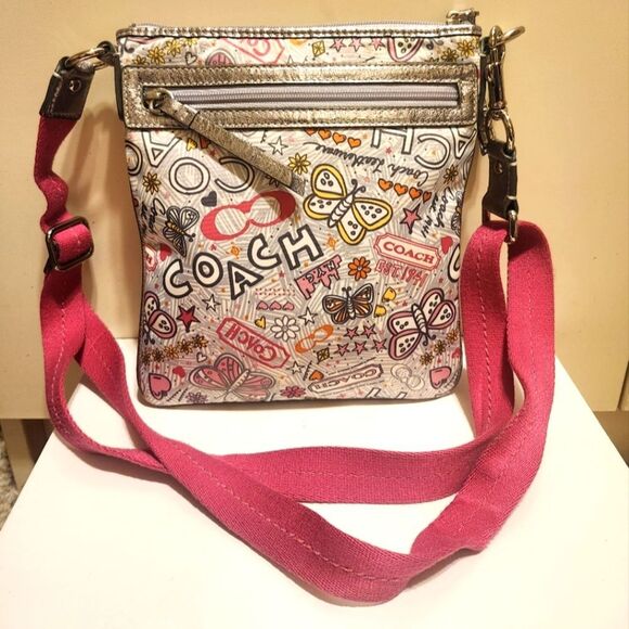 Auth. Coach "Poppy" Butterfly Graffiti Print Nylon Cross Body Bag Ret. $245 EUC - Picture 1 of 9